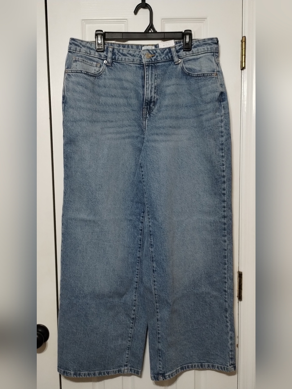 Time & Tru Women's Size 14 High Rise Wide Leg Jeans Medium Wash NWT